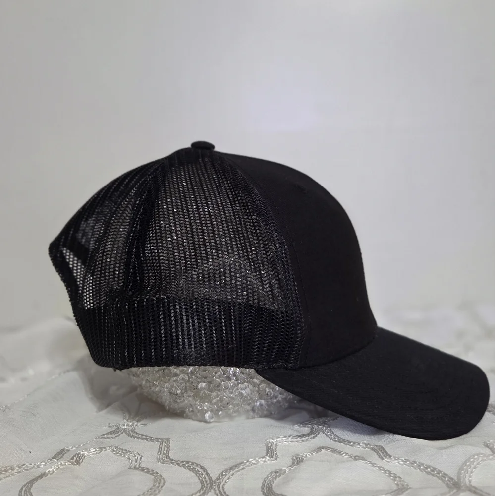 First Responders IDLH Skull Trucker Hat‎ Black Hot Pink